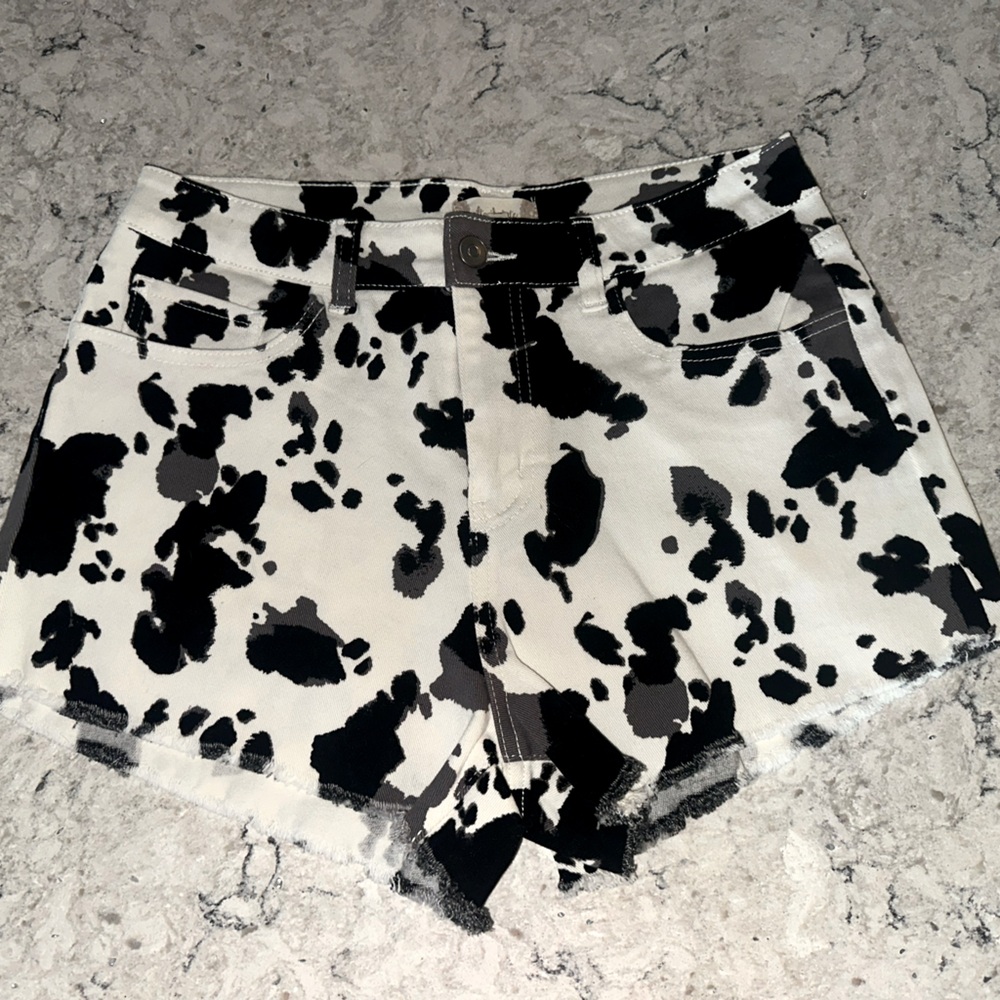 Altar’D State adorable cow pink denim shorts size M